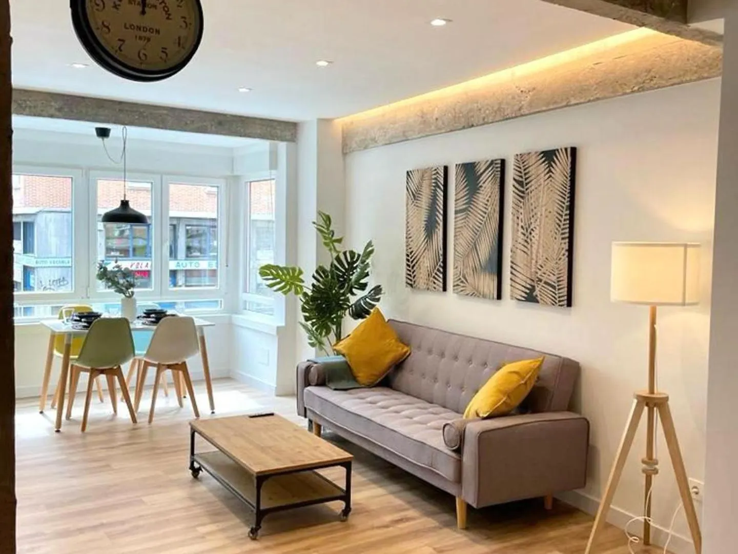 Cosy Bilbao City Center Apartment - 2Br 0*,  Spain