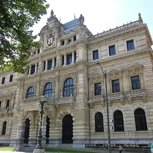 Con Bano Privado En El Centro De Privatunterkunft