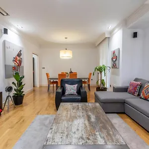 Espacioso Y Acogedor Junto Centro Azkuna Apartamento