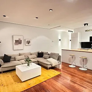 Apartment By Sleep In, Bilbao
