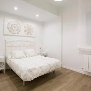 Alhondiga Flat By Next Stop Apartamento